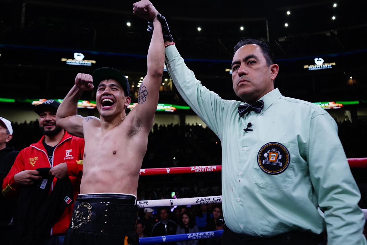 Missael Rodríguez takes down Omar Chávez in a thrilling showdown in San Luis Potosí.