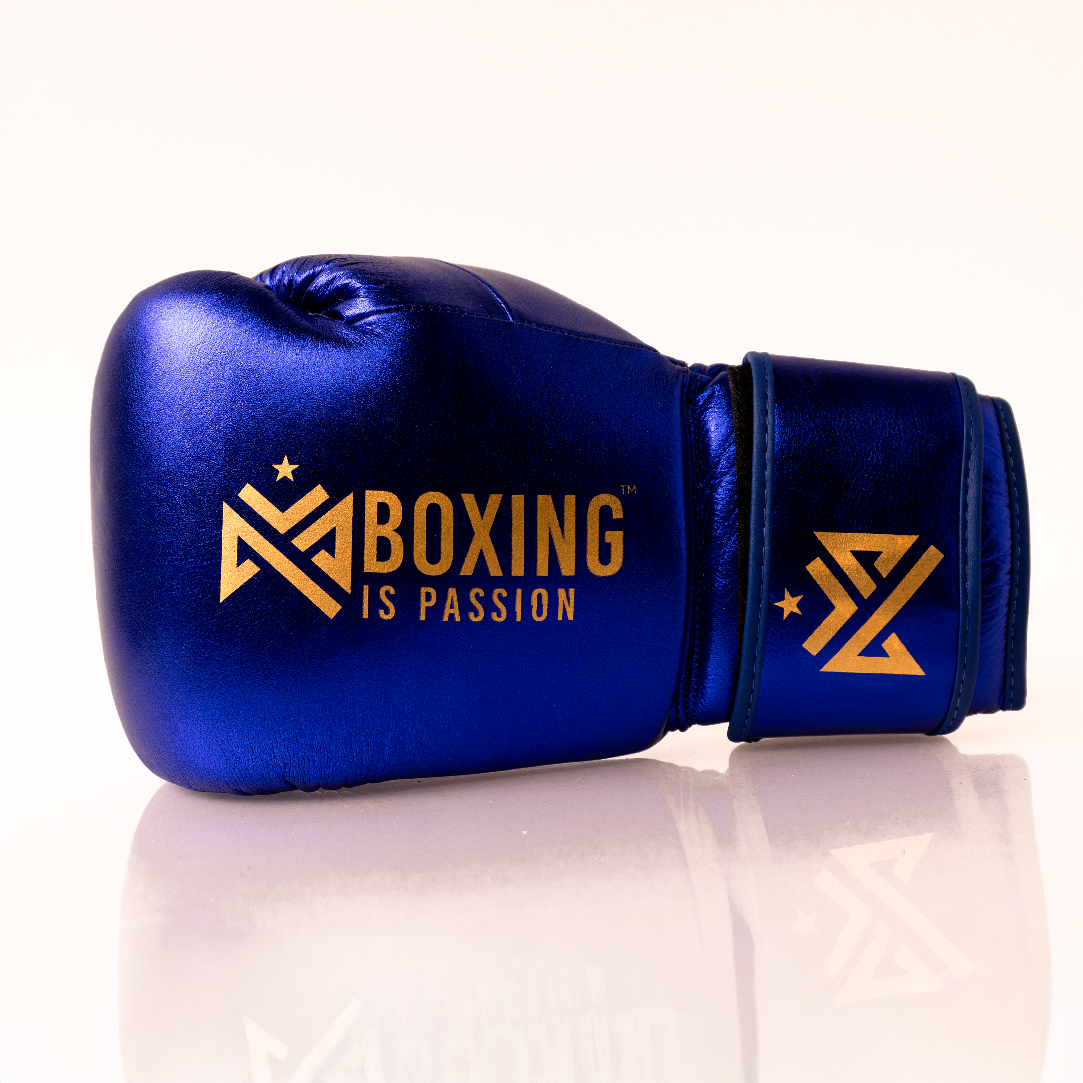 darkbluesparringboxinggloves14ozvelcro.png