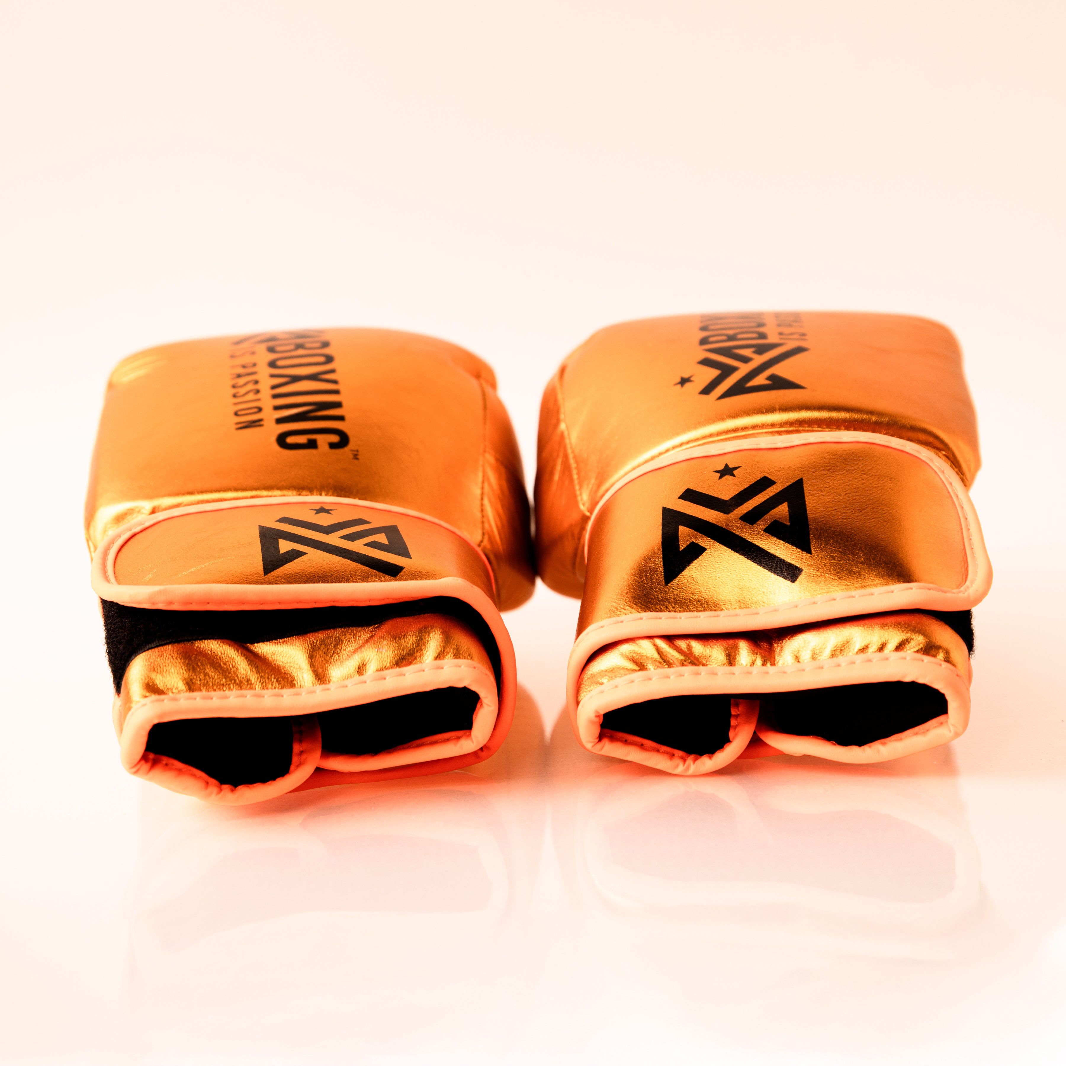 metallicorangesparringboxinggloves14ozvelcroback_4406cc79-6999-46e3-ae88-959686f5aa11.jpg